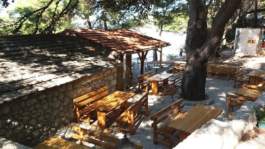 restaurace Bili Kuk autokemp Boban