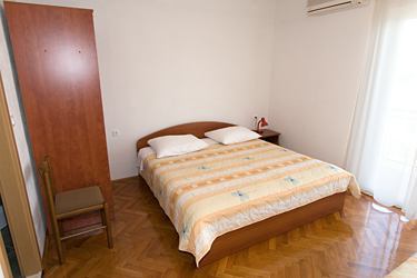 APT Brajković 32 - A2a1 - 5 pokoj b.jpg
