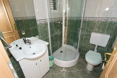 APT Brajković 45 - A2a2 - 7 koupelna.jpg
