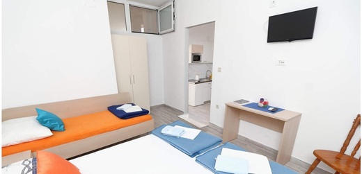 Dado Glamuzina - Apartman 12 - 10.jpg