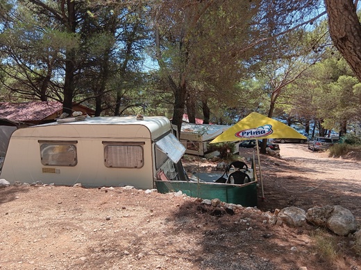 karavan Adria 3 č.3 c.jpg
