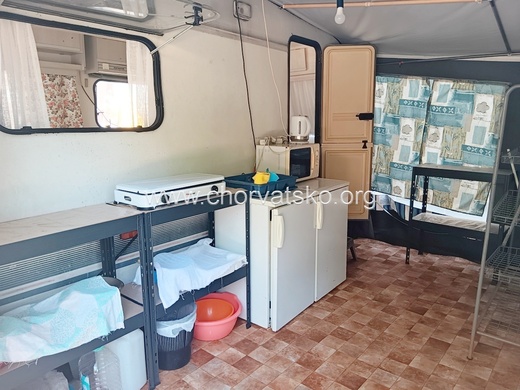 karavan Adria 3 č.3 d.jpg