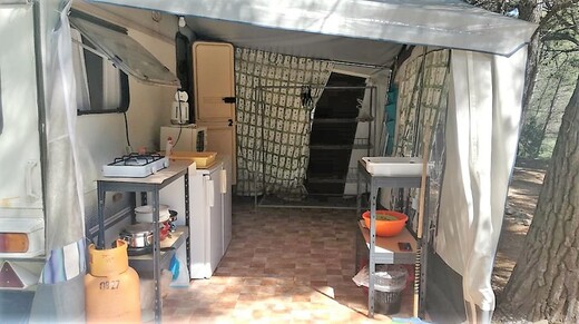 Karavan Adria 3 č. 3 e.jpg