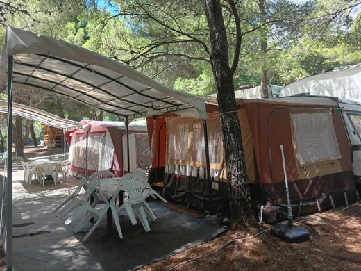 Autokemp Boban - karavan Hobby 3 - 4 č.2