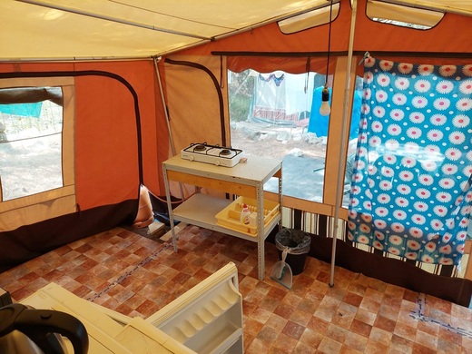 Karavan Hobby 4 č. 2 f.jpg